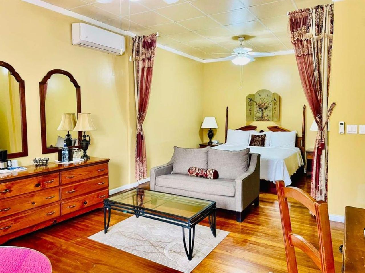 The Great House Inn Belize City Buitenkant foto